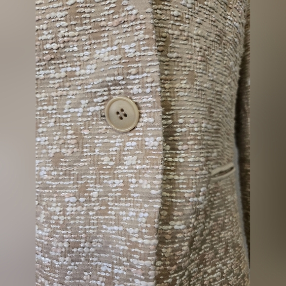 LAFAYETTE 148 Tan And Cream Knit Tweed Blazer. Size 8 - Picture 3 of 14